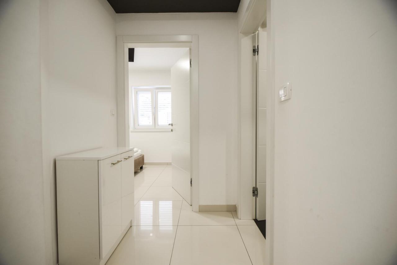 Villa San Antonio-Exclusive Apartments バスカ エクステリア 写真