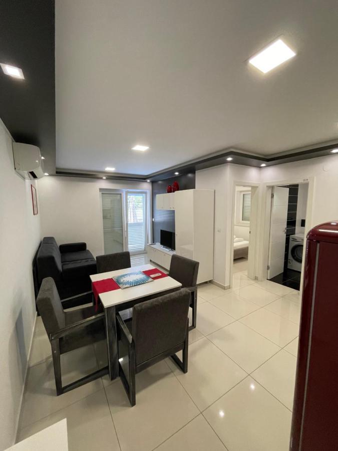 Villa San Antonio-Exclusive Apartments バスカ エクステリア 写真